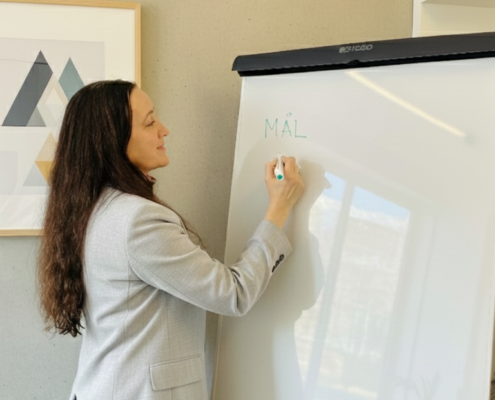 Teamfacilitator leder workshop som del af et teamudviklingsforløb for bestyrelser.